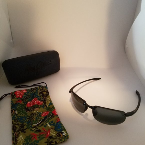 Maui Jim Sunglasses Sport Series "Ho'okipa" - Picture 1 of 1